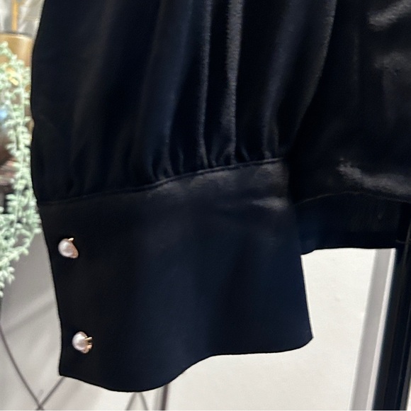 Adriana papel, black blouse . - Picture 5 of 11